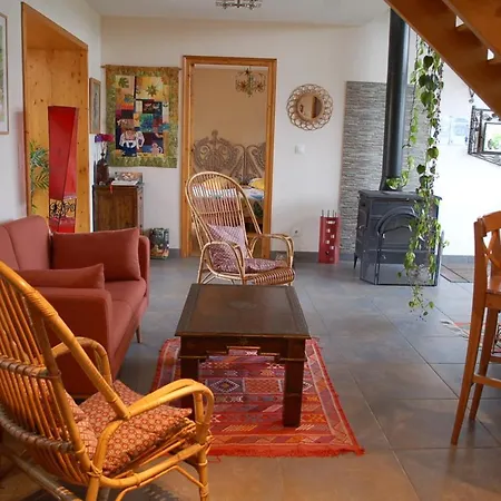 Pensionat La Maison Des Collines Autour D'hotes *