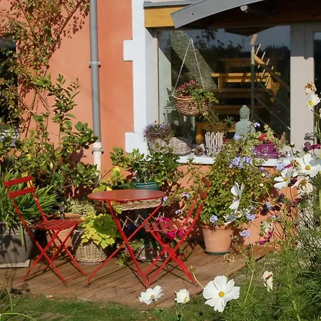 La Maison Des Collines Autour D'hotes בית הארחה La Chapelle (Allier)