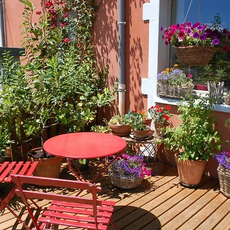 Pensionat La Maison Des Collines Autour D'hotes