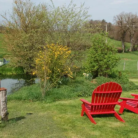 La Maison Des Collines Autour D'hotes Pensionat 3*