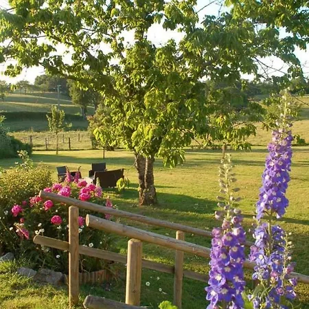 Pensionat La Maison Des Collines Autour D'hotes *